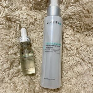 White and Silver Skincare Set